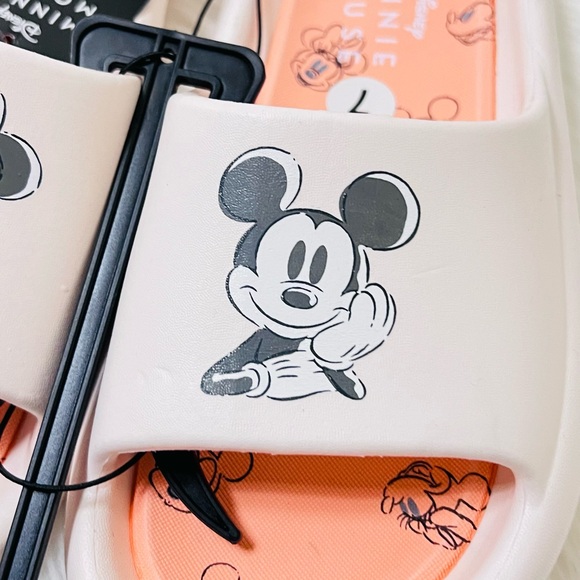 Minnie and Mickey‎ Sandals - Picture 2 of 5